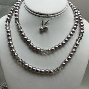 Elegant Pearl and Crystal Jewelry Set